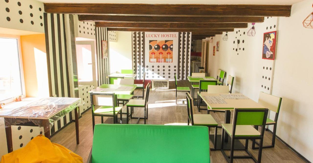 Lucky Hostel На Крещатике 基輔 外观 照片